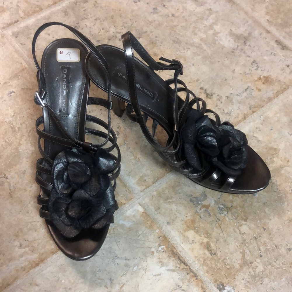 Women’s sandals